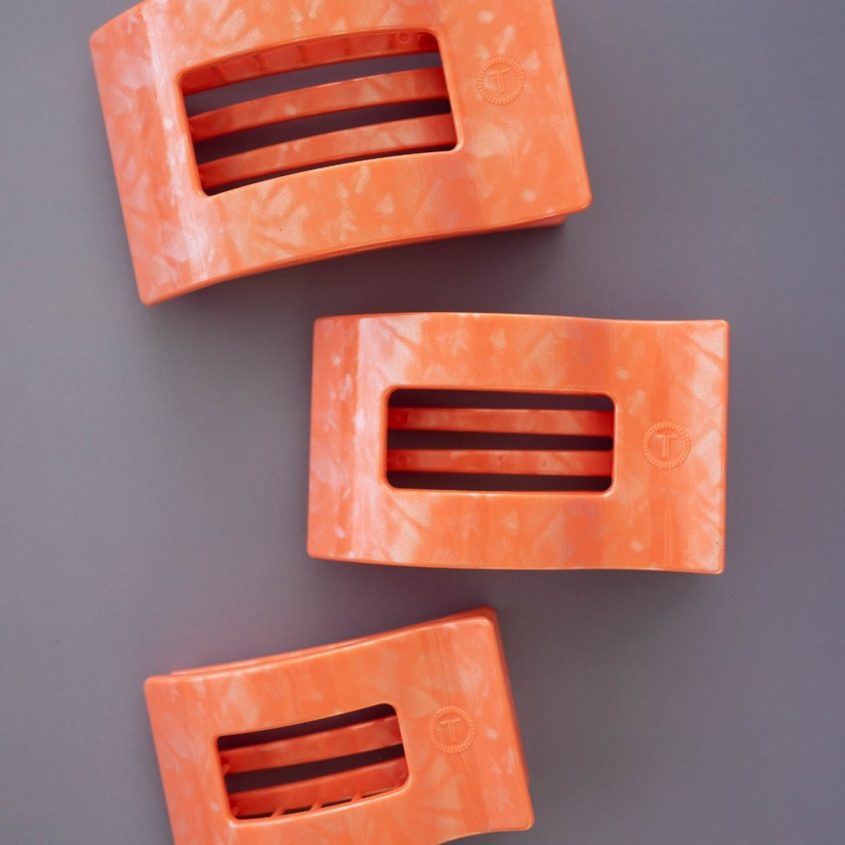 Large orange flat rectangle hair clip, photo 5 of 5