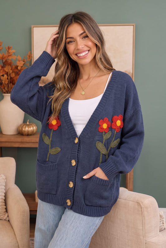 Knit cardigan with crochet flower appliques, photo 1 of 3