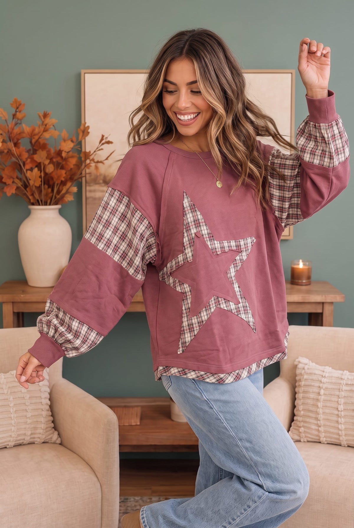 Mauve sweatshirt with plaid star applique, photo 3 of 6