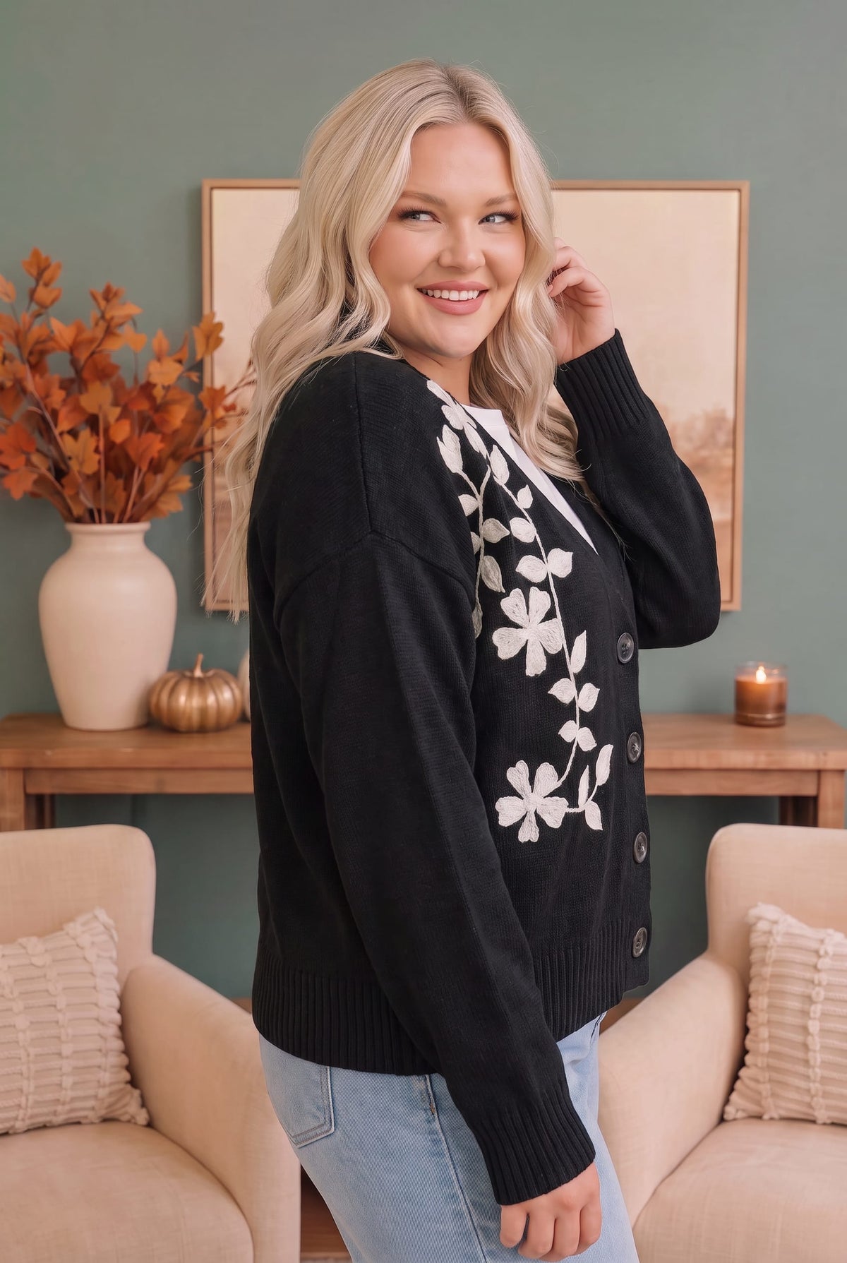 Black knit cardigan with cream floral embroidery, photo 2 of 4