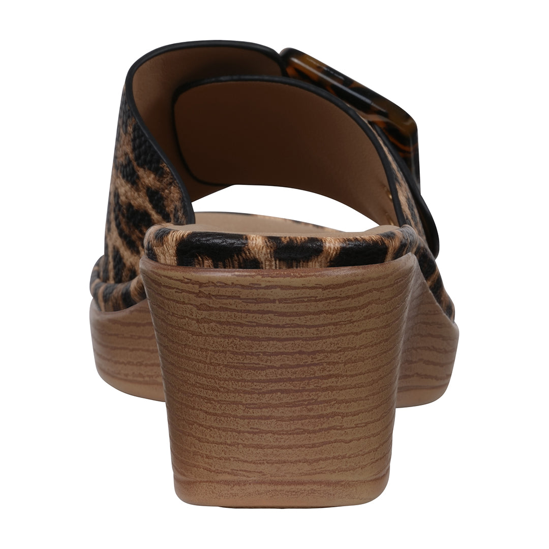 Leopard wedge sandals with buckle detail, photo 4 of 5