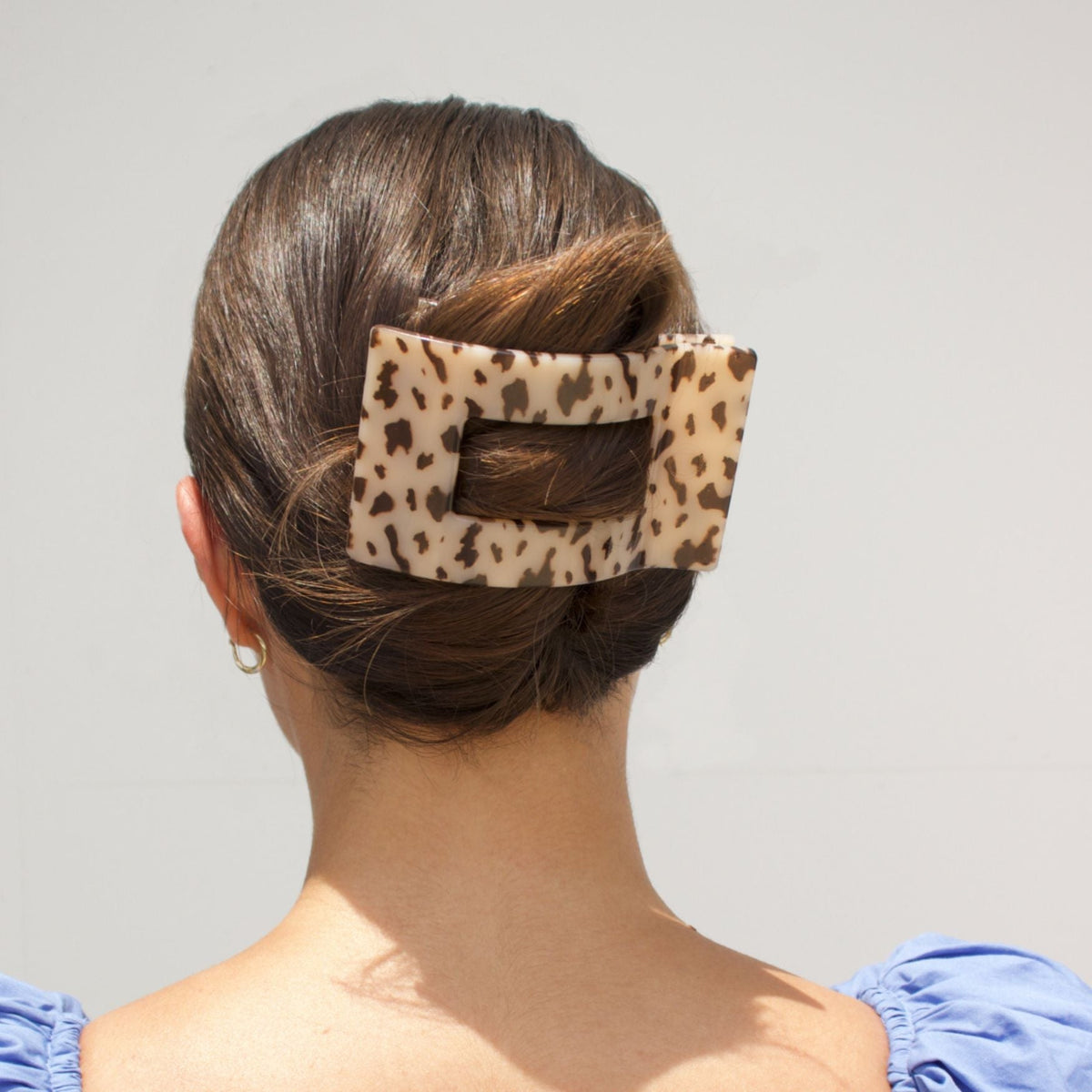 Large blonde tortoise flat rectangle hair clip, photo 1 of 5