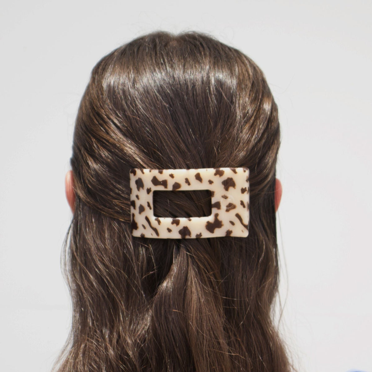 Small blonde tortoise flat rectangle hair clip, photo 1 of 5