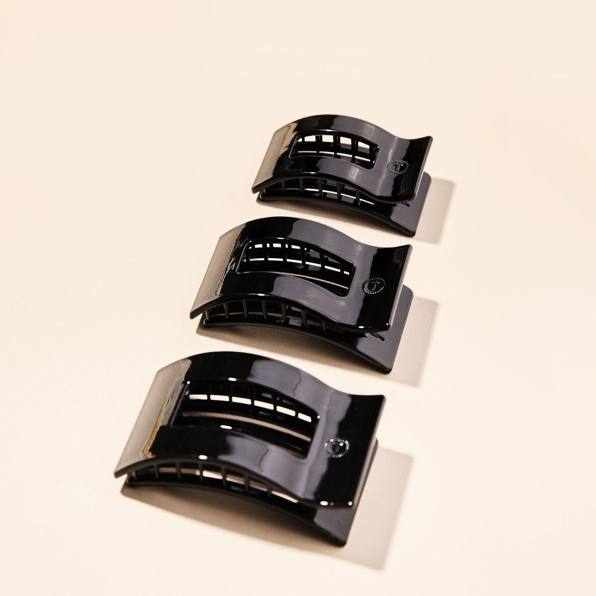 Large black flat rectangle hair clip, photo 5 of 5